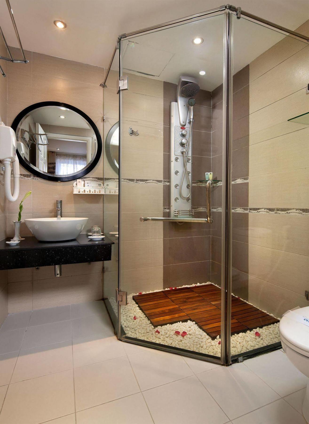 Silk Central Hotel & Spa Hanoi Exterior photo